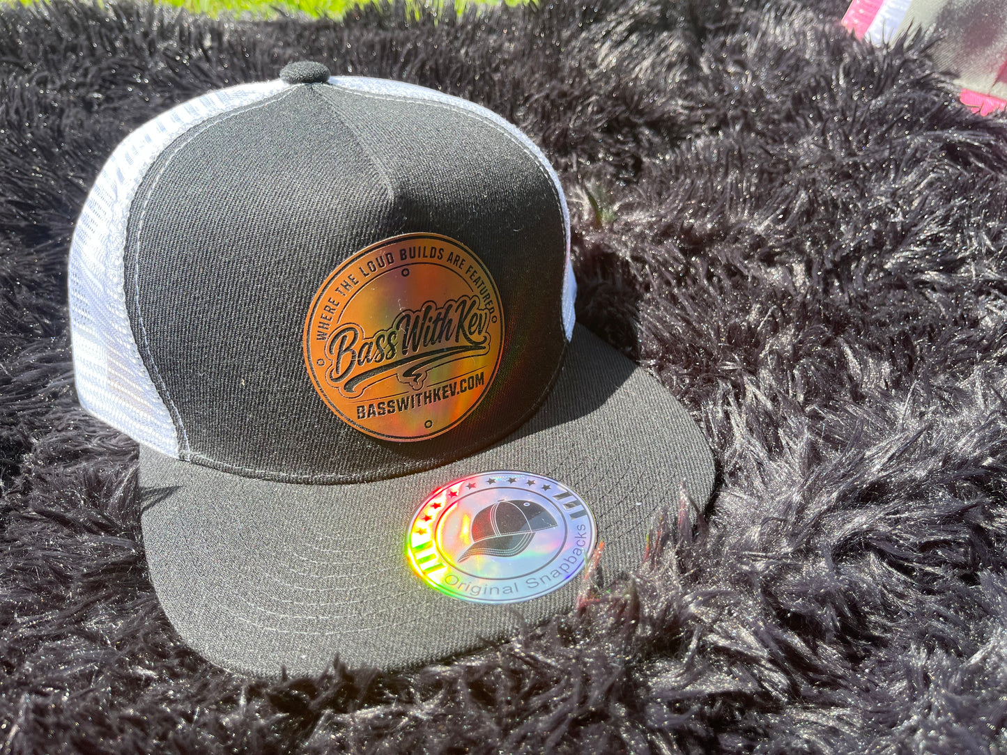 BASSWITHKEV 5 PANEL BLACK/WHITE SNAPBACK MESH 2 TONE CAP